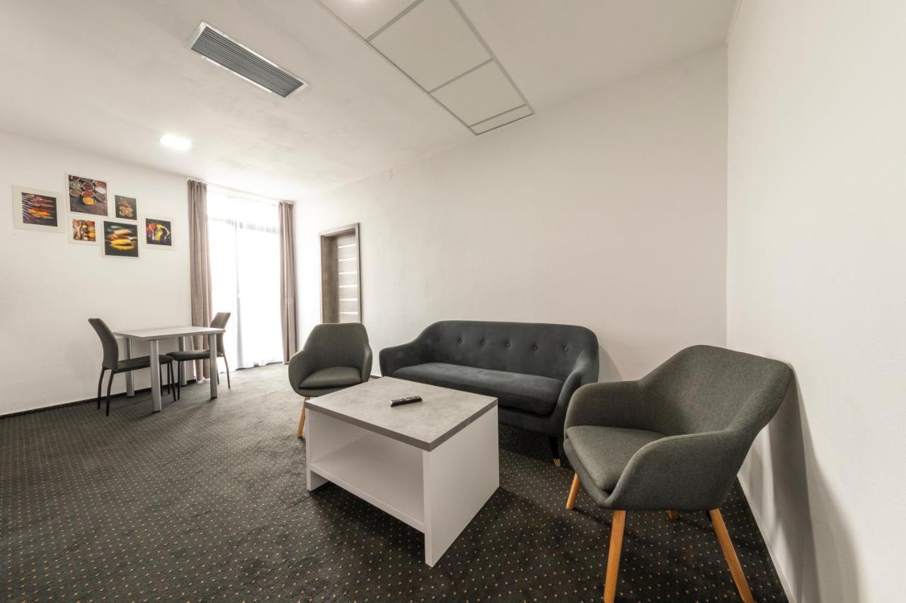 Filo Hotel Wellness & Spa Георгени Екстериор снимка